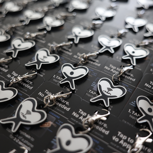 Heart Shaped Custom Logo NFC keychains with How to use cards for tradeshow
