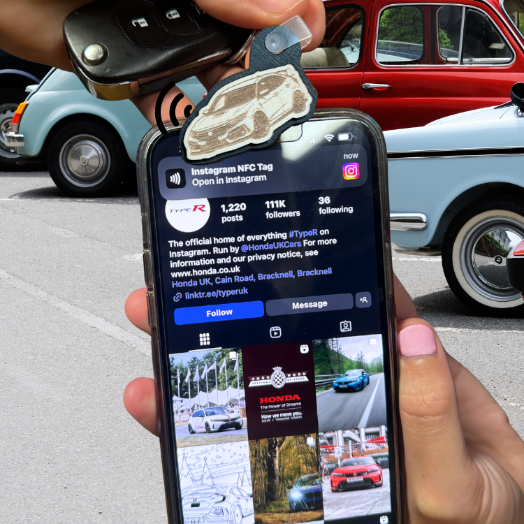 Custom (Any) Car NFC Keychain | Tap to Share